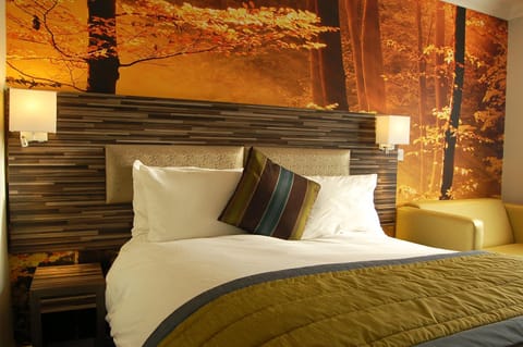 Bed, Bedroom