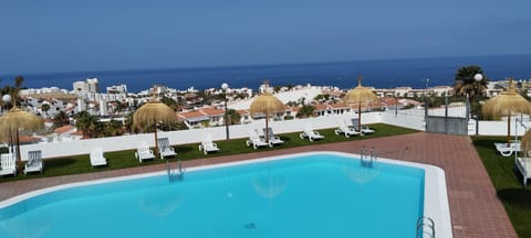 Day, Natural landscape, Pool view, Sea view, Swimming pool