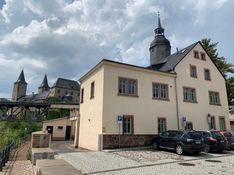 Property building, Nearby landmark, Facade/entrance