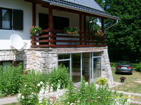 Property building, Spring