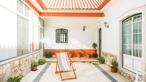 Patio, Spring, Day, Summer, BBQ facilities, Balcony/Terrace