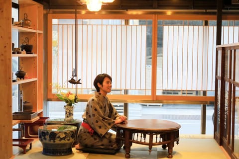 People, Dining area