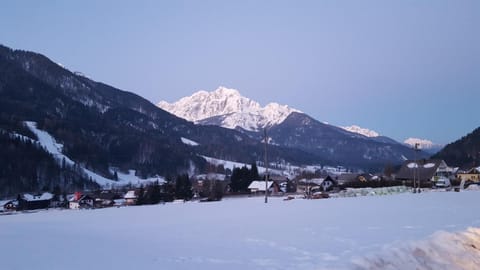 City view, Mountain view