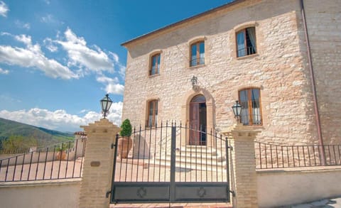 Country House Federico I Farm Stay in Umbria