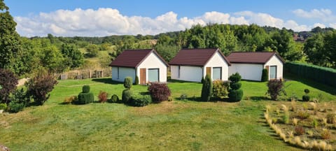 Property building, Garden view