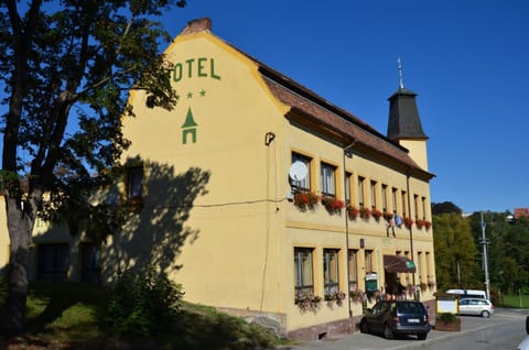 Property building, Facade/entrance