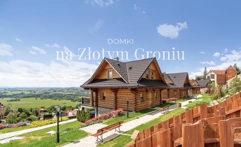 Property building, Day, Neighbourhood, Natural landscape