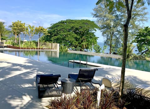 Sea view, Swimming pool