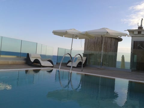 Sea view, Swimming pool
