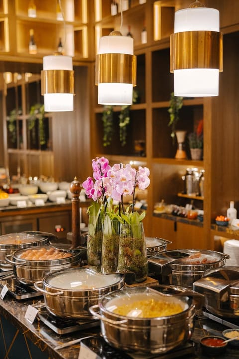 Food and drinks, Food, Buffet breakfast