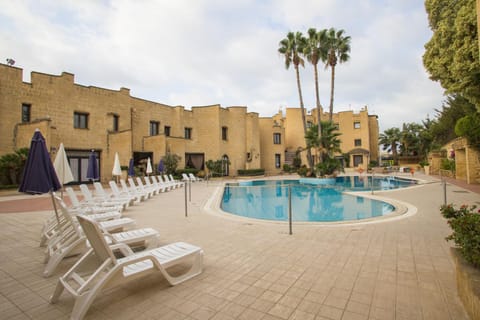 Day, On site, Swimming pool, Swimming pool