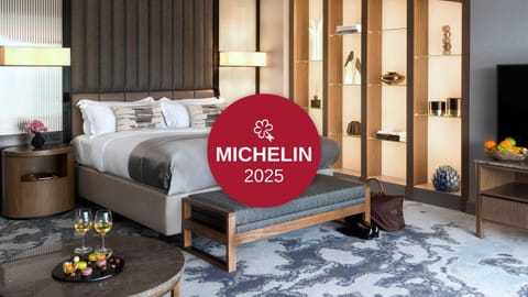 Property building, Bedroom, Landmark view, Location, Certificate/Award