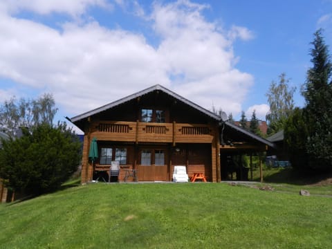 Facade/entrance, Spring, Day, Winter, Summer, Autumn, On site, Seasons