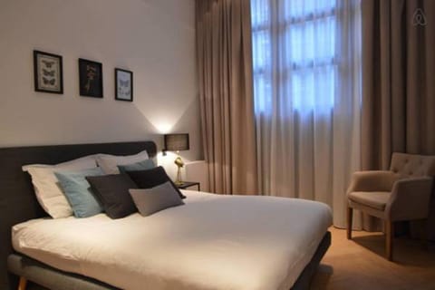 Property building, Bedroom
