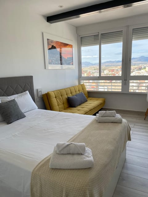 Natural landscape, Photo of the whole room, Bedroom