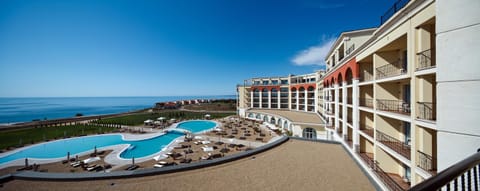 Property building, Sea view, Sea view, Swimming pool