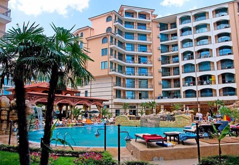 Property building, Swimming pool