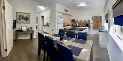Dining area, kitchen