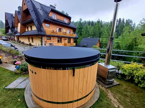 Property building, Garden, Garden view