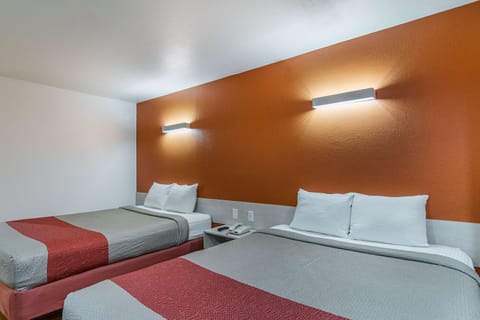 Photo of the whole room, On site