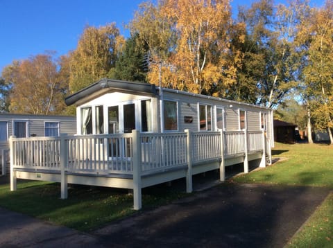 Tattershall lakes Campground/ 
RV Resort in Tattershall