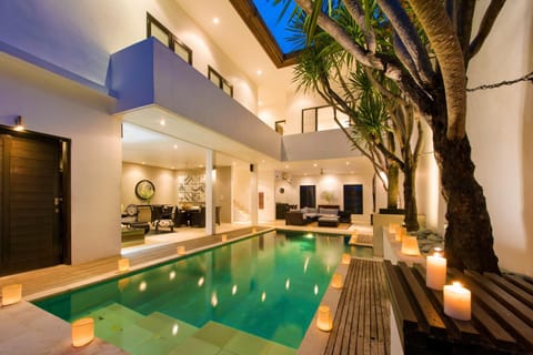 Balcony/Terrace, Swimming pool