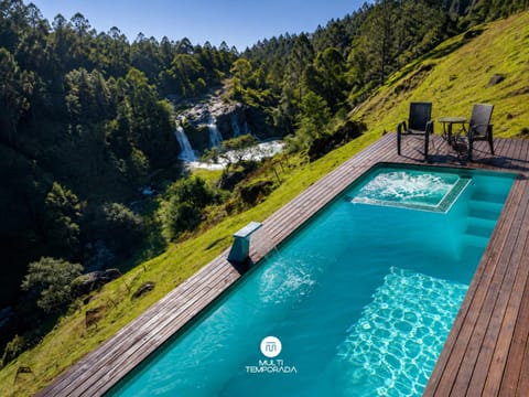 Nearby landmark, Day, Natural landscape, Hot Spring Bath, Mountain view, Pool view, Swimming pool, heating