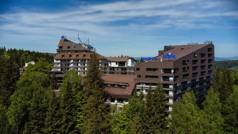 View (from property/room), Mountain view, Location