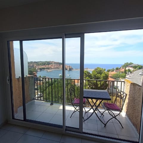View (from property/room), Balcony/Terrace, Balcony/Terrace, City view, Sea view