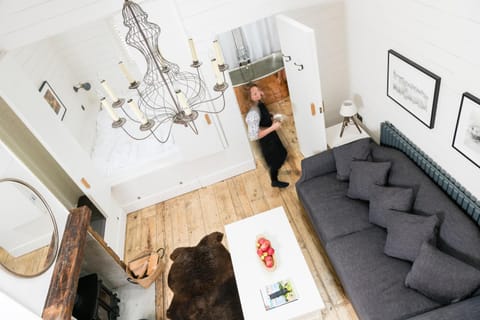 Bird's eye view, Bathroom, Living room, Photo of the whole room, Bedroom