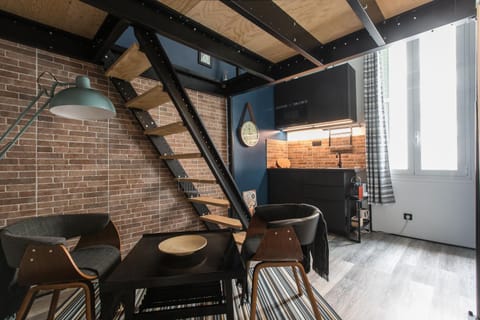 Mezzanine Studio near Monaco Apartment in Roquebrune-Cap-Martin