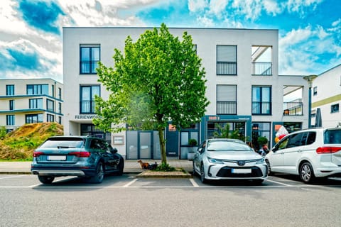 Property building, Street view
