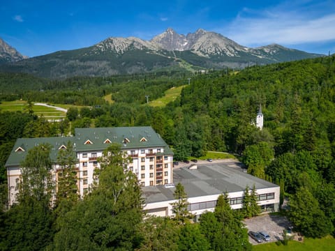 Property building, Neighbourhood, View (from property/room), Mountain view