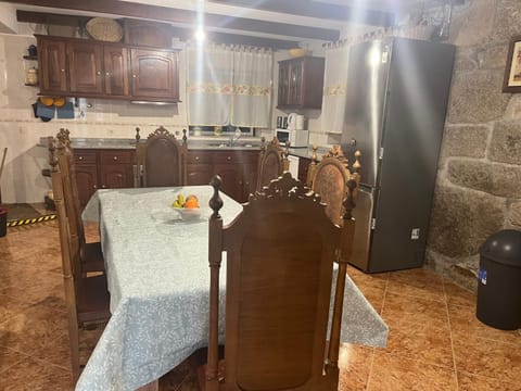 Casa da Ramada - Water SPA Tank with running natural spring water - by Bedzy House in Viana do Castelo District, Portugal