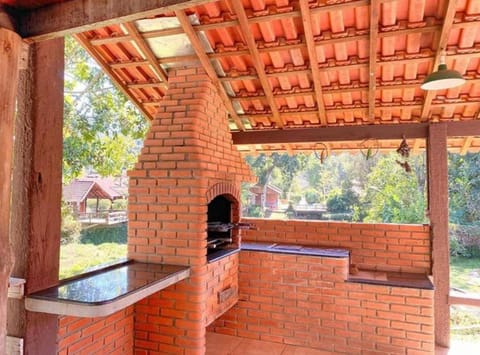 Pousada Chalés do Lago Inn in Visconde de Mauá