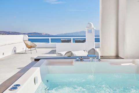 Hot Tub, Balcony/Terrace, Sea view