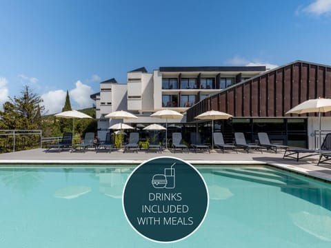 Property building, Swimming pool