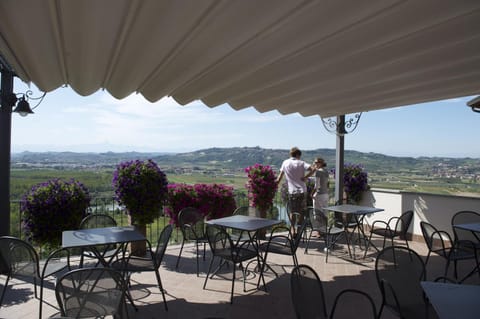 Patio, Day