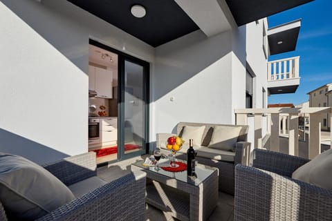 Property building, Balcony/Terrace