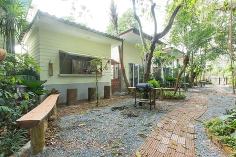 BBQ facilities, Balcony/Terrace
