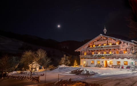 Erbhof Hinterrain Farm Stay in Salzburgerland