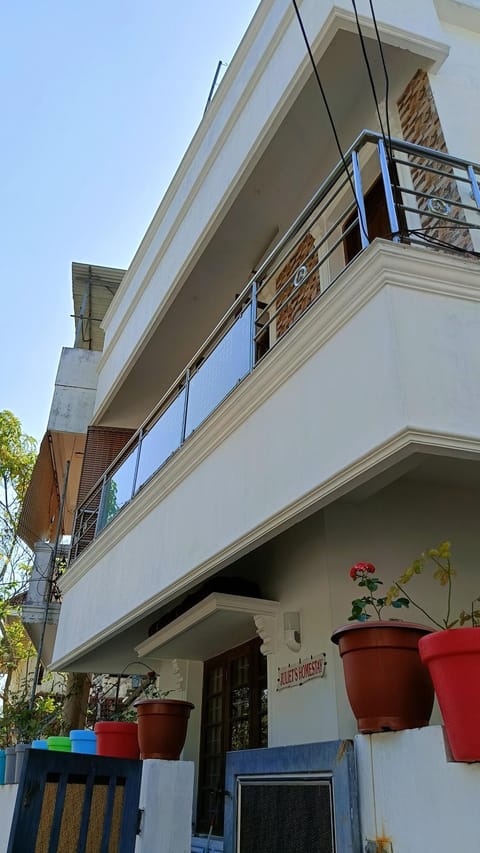 Property building, Patio