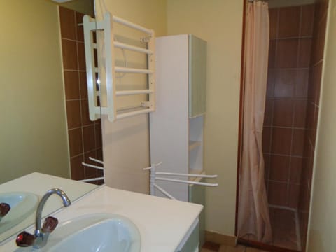 Gite Maison de campagne 86120-22 couchages House in Les Trois-Moutiers