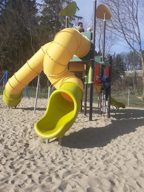 Domek nad jeziorem/Seehaus 2 (Sławno/Łętowo) House in Pomeranian Voivodeship