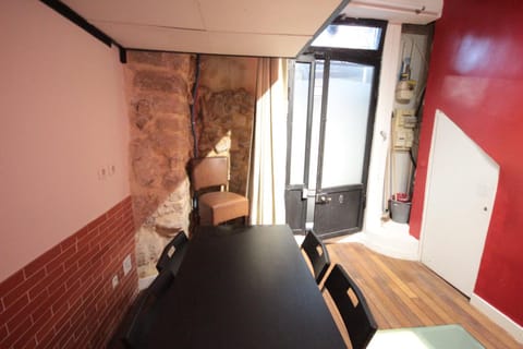 YMMO 75012 Apartment hotel in Paris