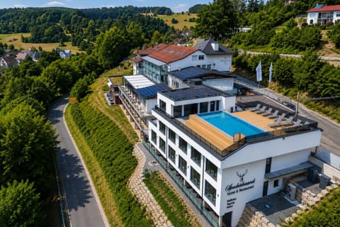 Property building, Bird's eye view, Mountain view, Pool view, Swimming pool