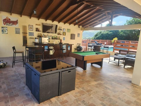 Lounge or bar