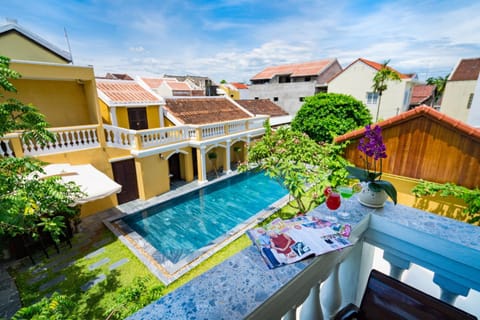 Pool view, Swimming pool