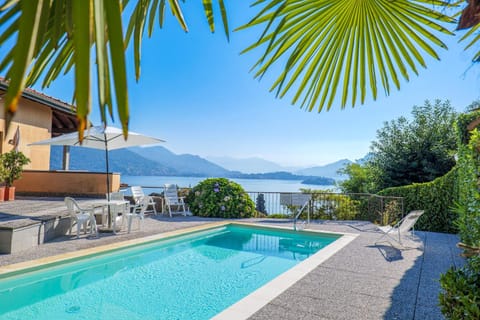 Lake view, Mountain view, Swimming pool