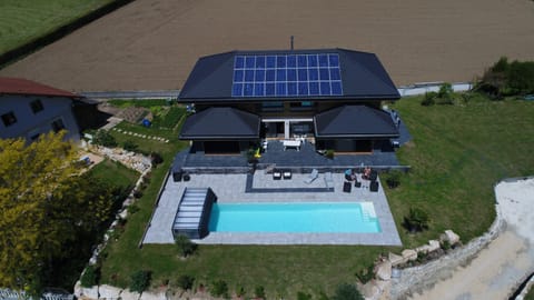 Patio, Garden, Garden view, Mountain view, Pool view, Swimming pool